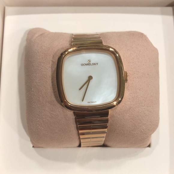 Gomelsky Eppie Sneed Steel MOP Dial Quartz Ladies - Picture 2 of 9